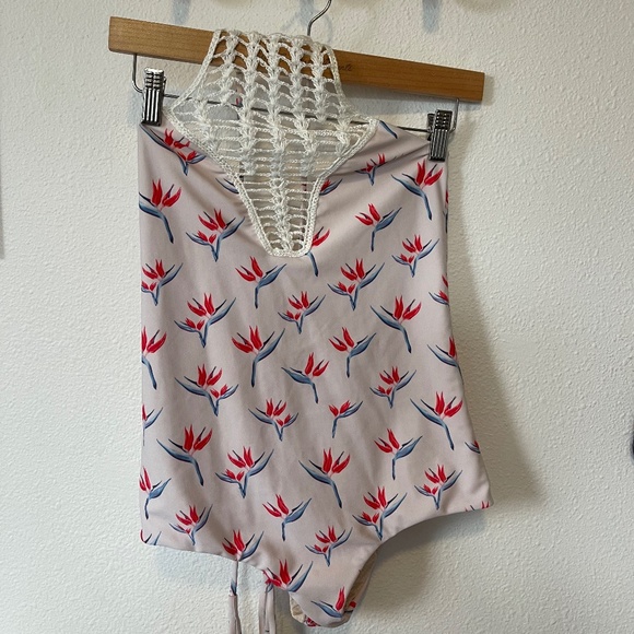 Acacia Swimsuit Full Piece Teahupo’o Bird of Paradise Print - Picture 1 of 6